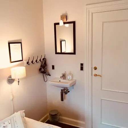 Oda ve Kahvaltı Kerteminde Bed & Breakfast Hotel
